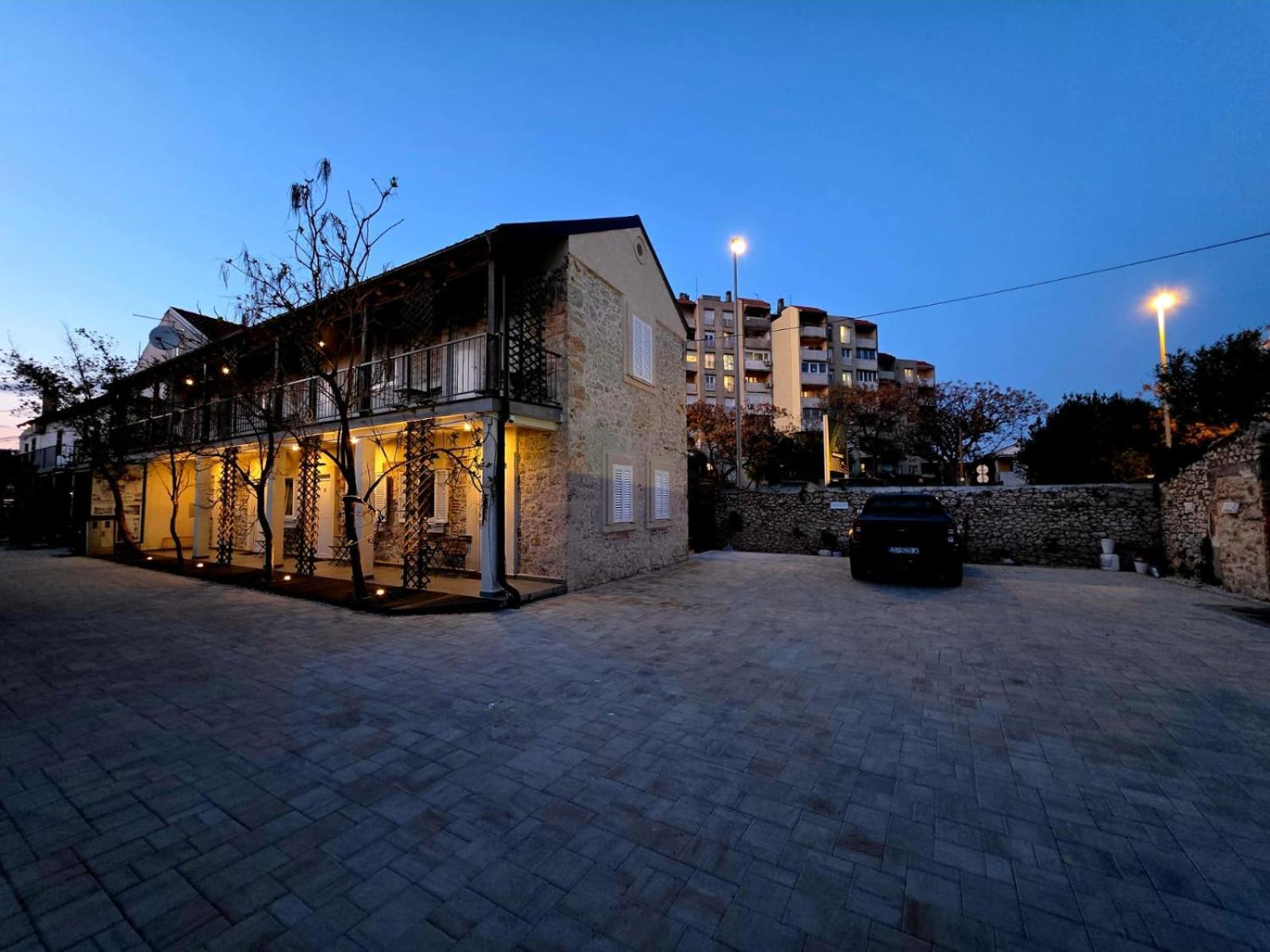 Guverna New City Accommodation Zadar Eksteriør billede