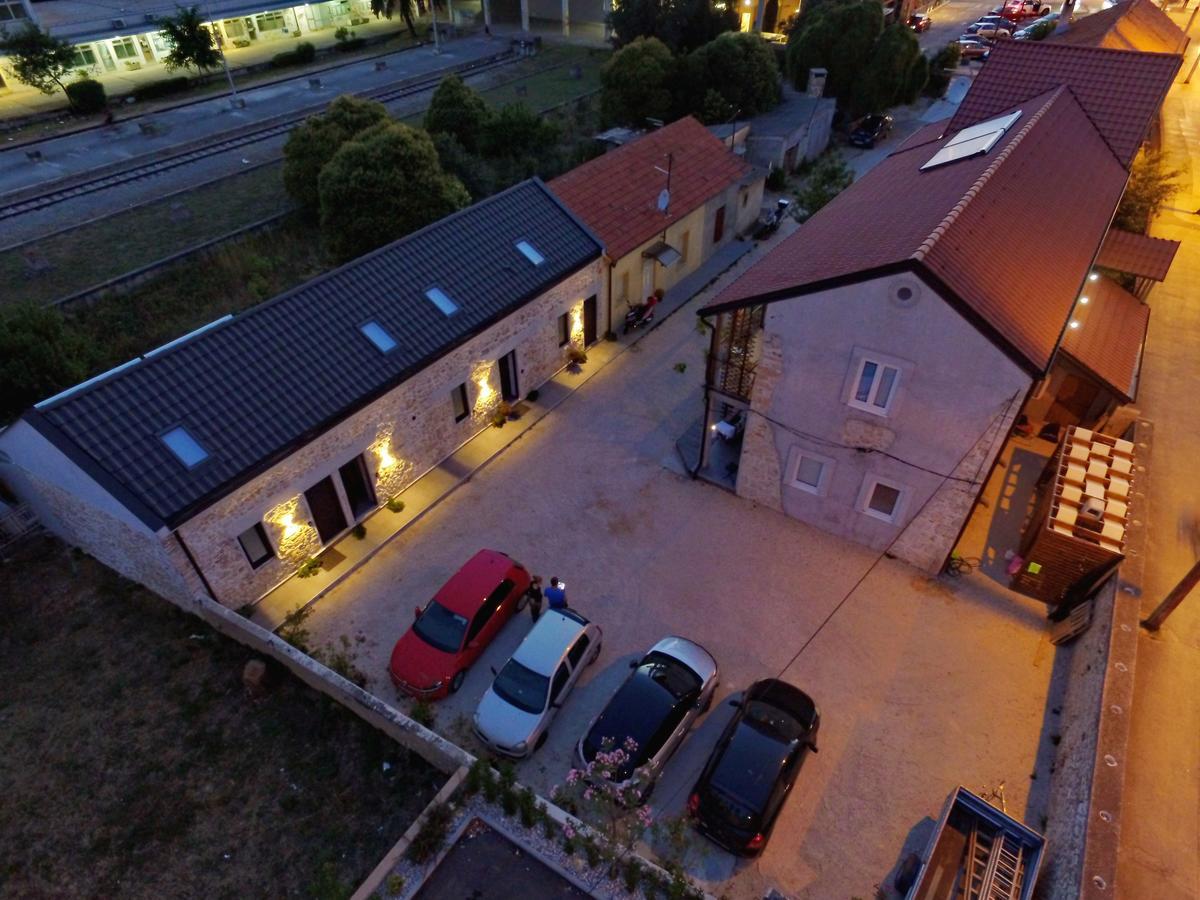 Guverna New City Accommodation Zadar Eksteriør billede