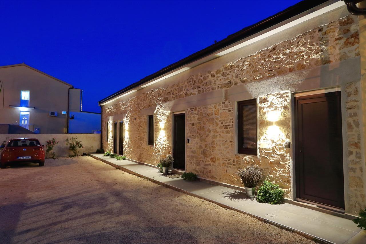 Guverna New City Accommodation Zadar Eksteriør billede